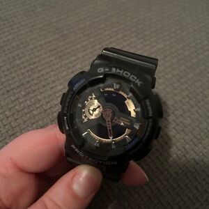 Stylish g-shock Watch!